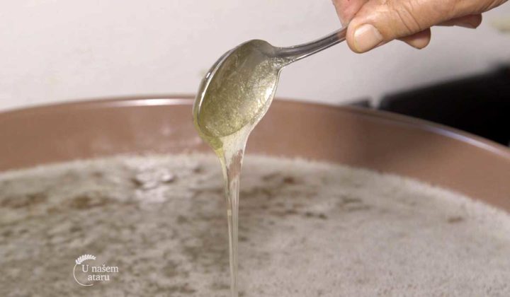 Agrosaveti - Proizvodnja meda u selu Neresnica 05