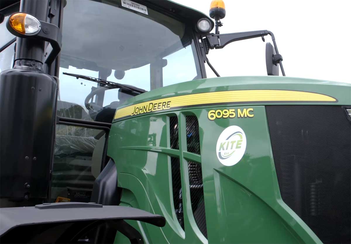 Agrosaveti---Kite-doo---John-Deere---02
