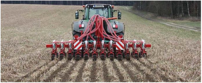 Agrosaveti---Kverneland-Kultistrip---01 Agrosaveti---Kverneland-Kultistrip---01